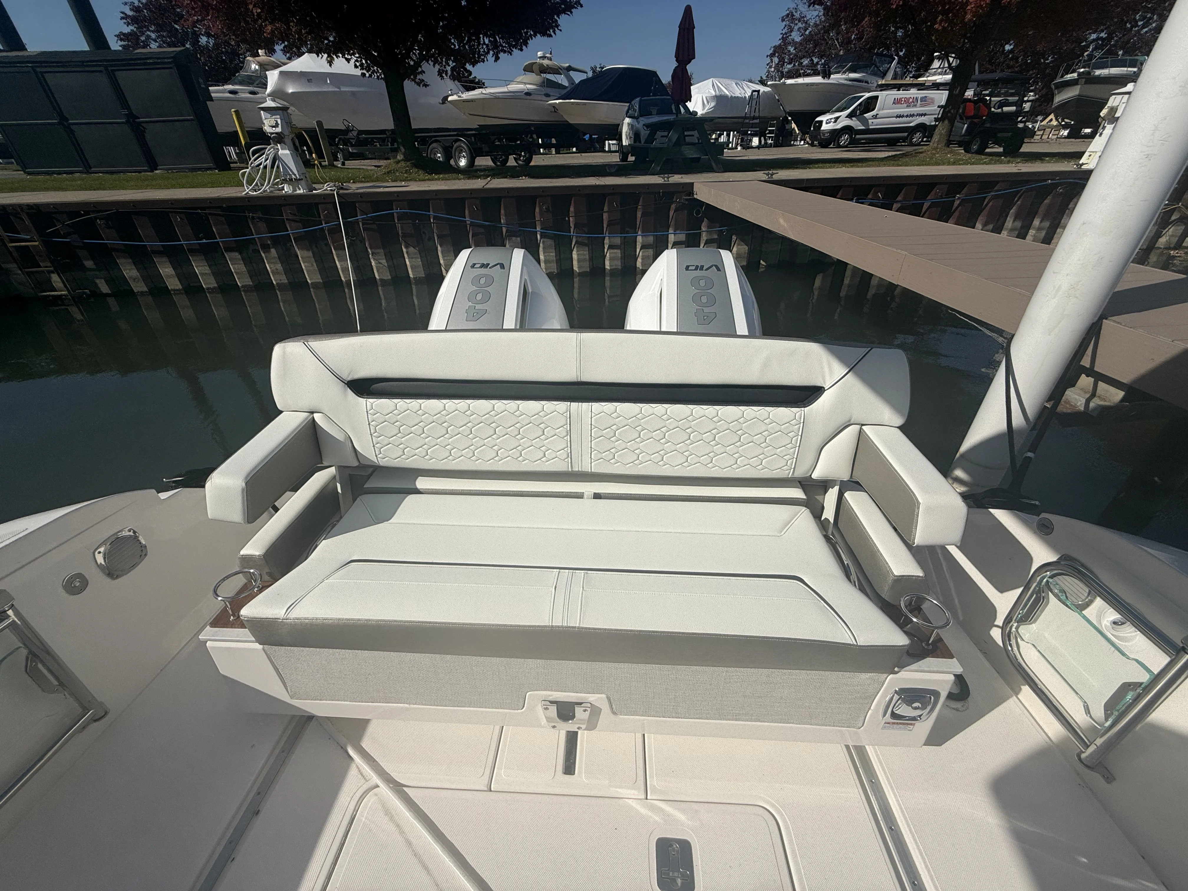 2025 Tiara Yachts 34LS Image Thumbnail #27