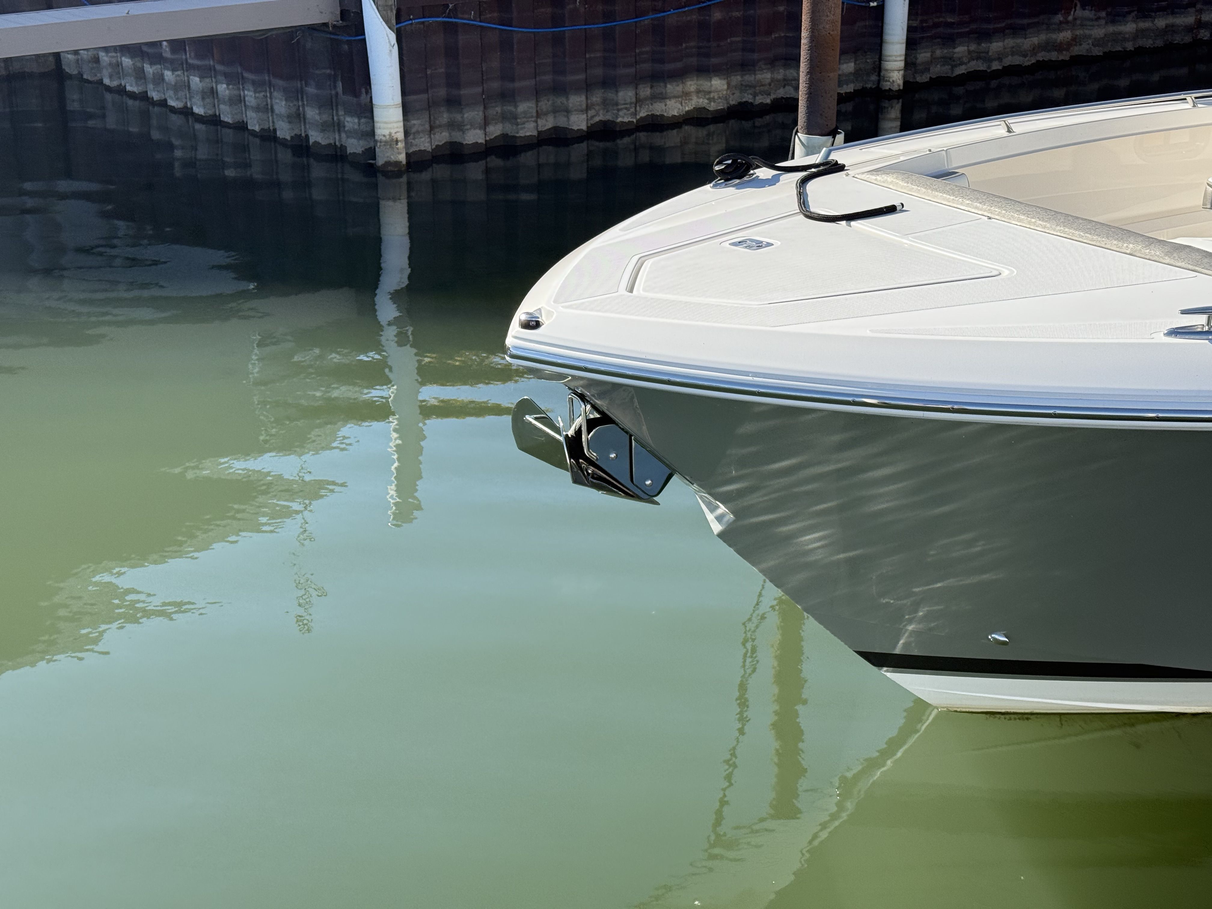 2025 Tiara Yachts 34LS Image Thumbnail #13