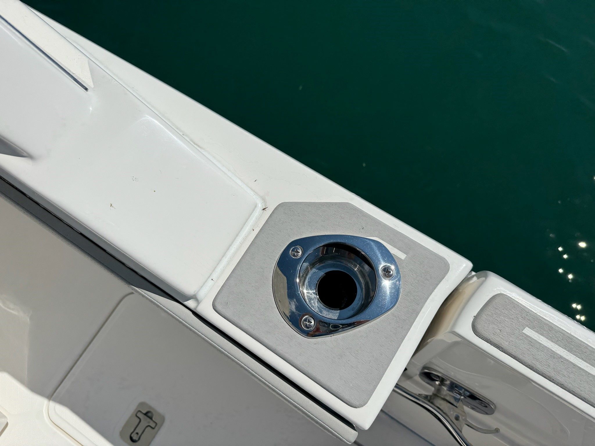 2025 Tiara Yachts
                                                             43LS Image Thumbnail #71