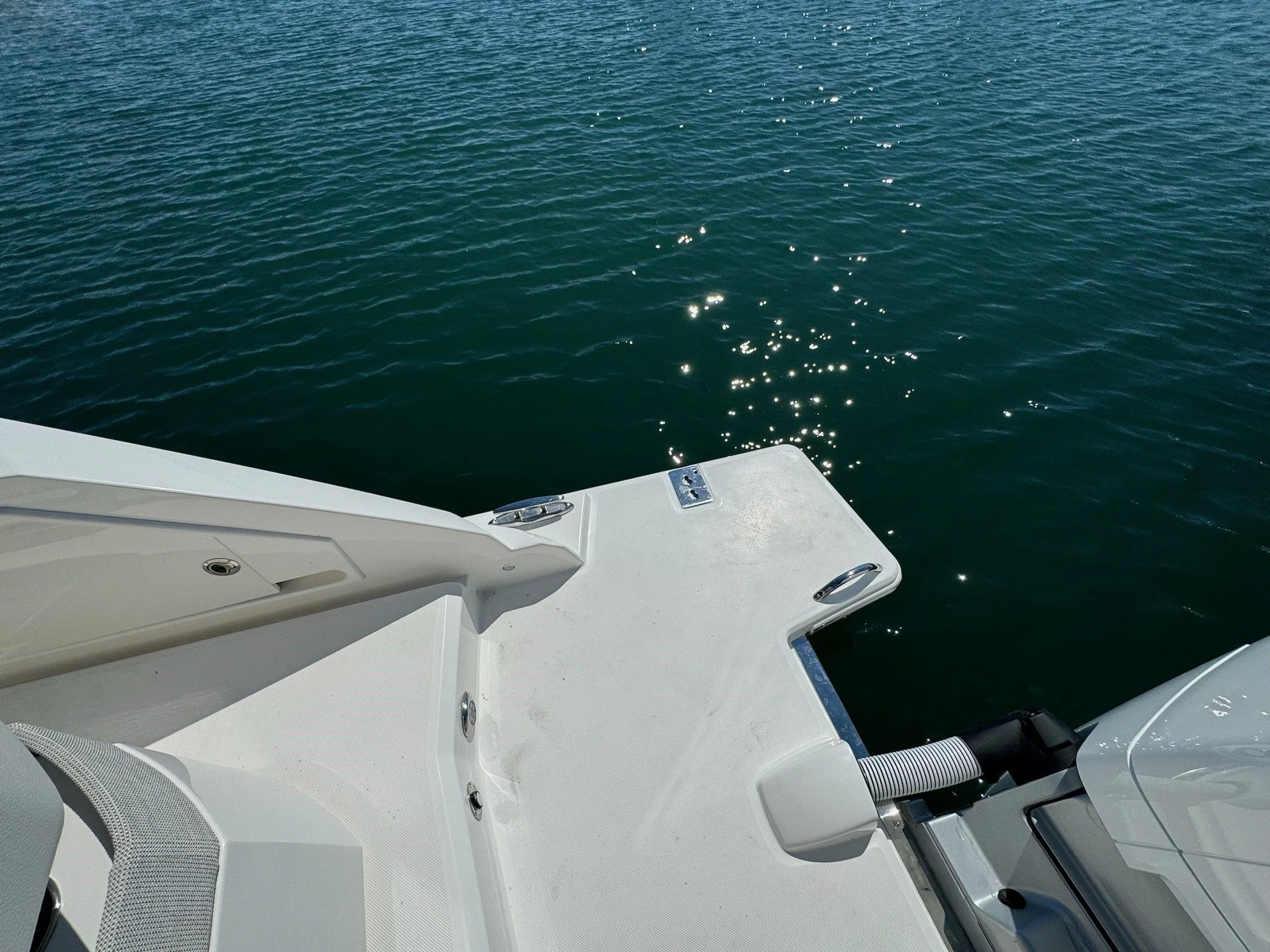 2025 Tiara Yachts 43LS Image Thumbnail #17