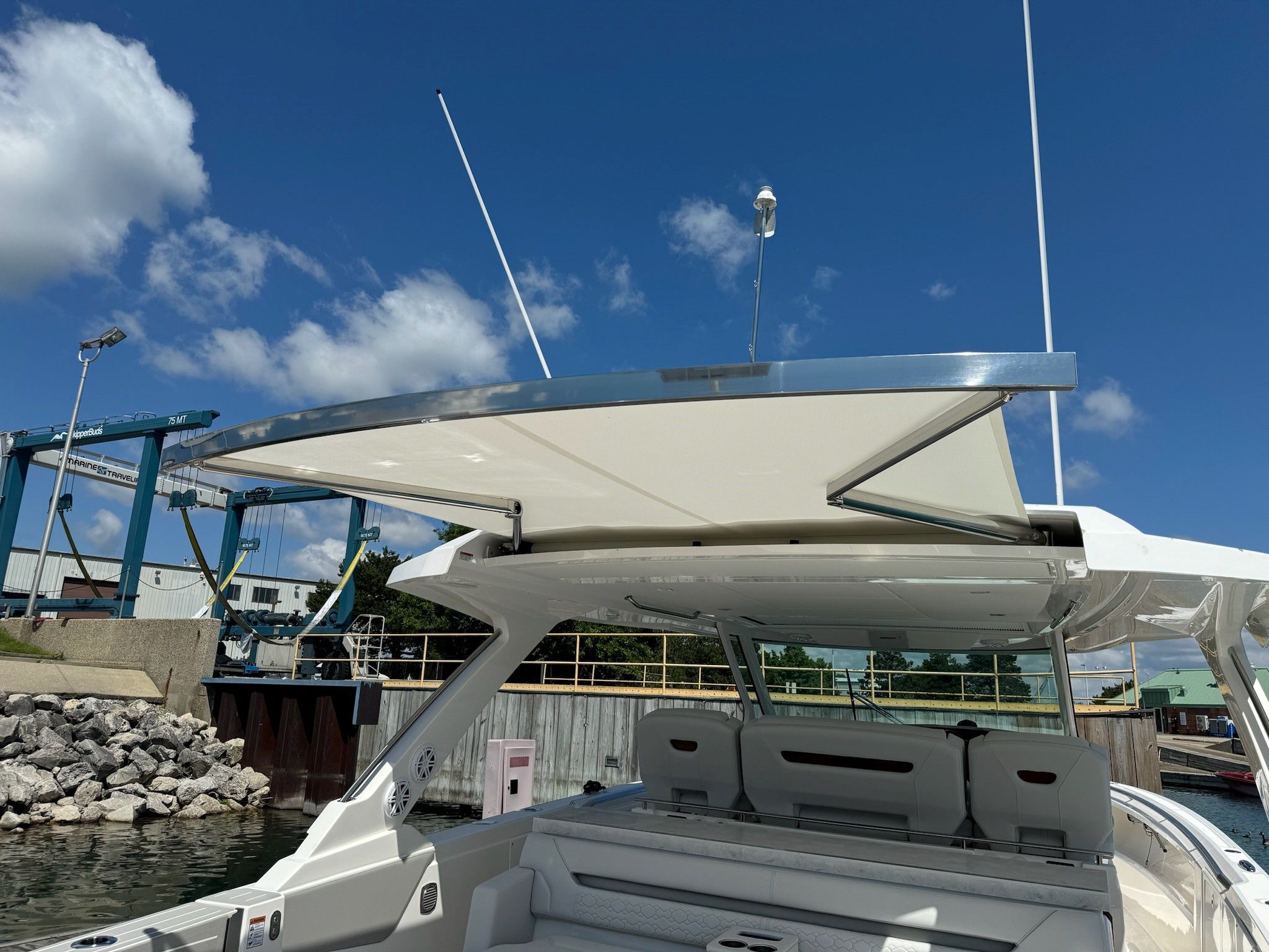 2025 Tiara Yachts 43LS Image Thumbnail #22