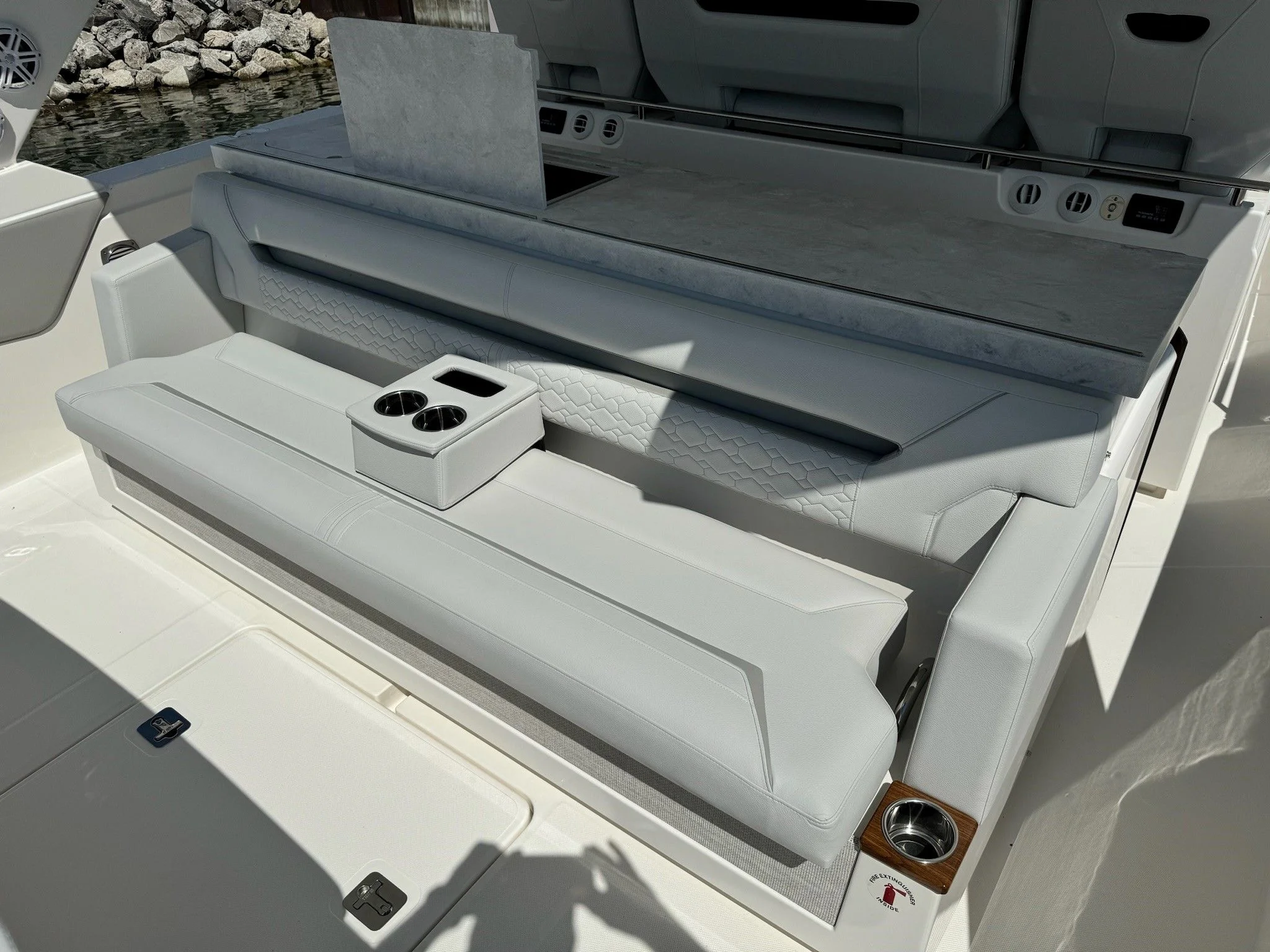 2025 Tiara Yachts 43LS Image Thumbnail #29