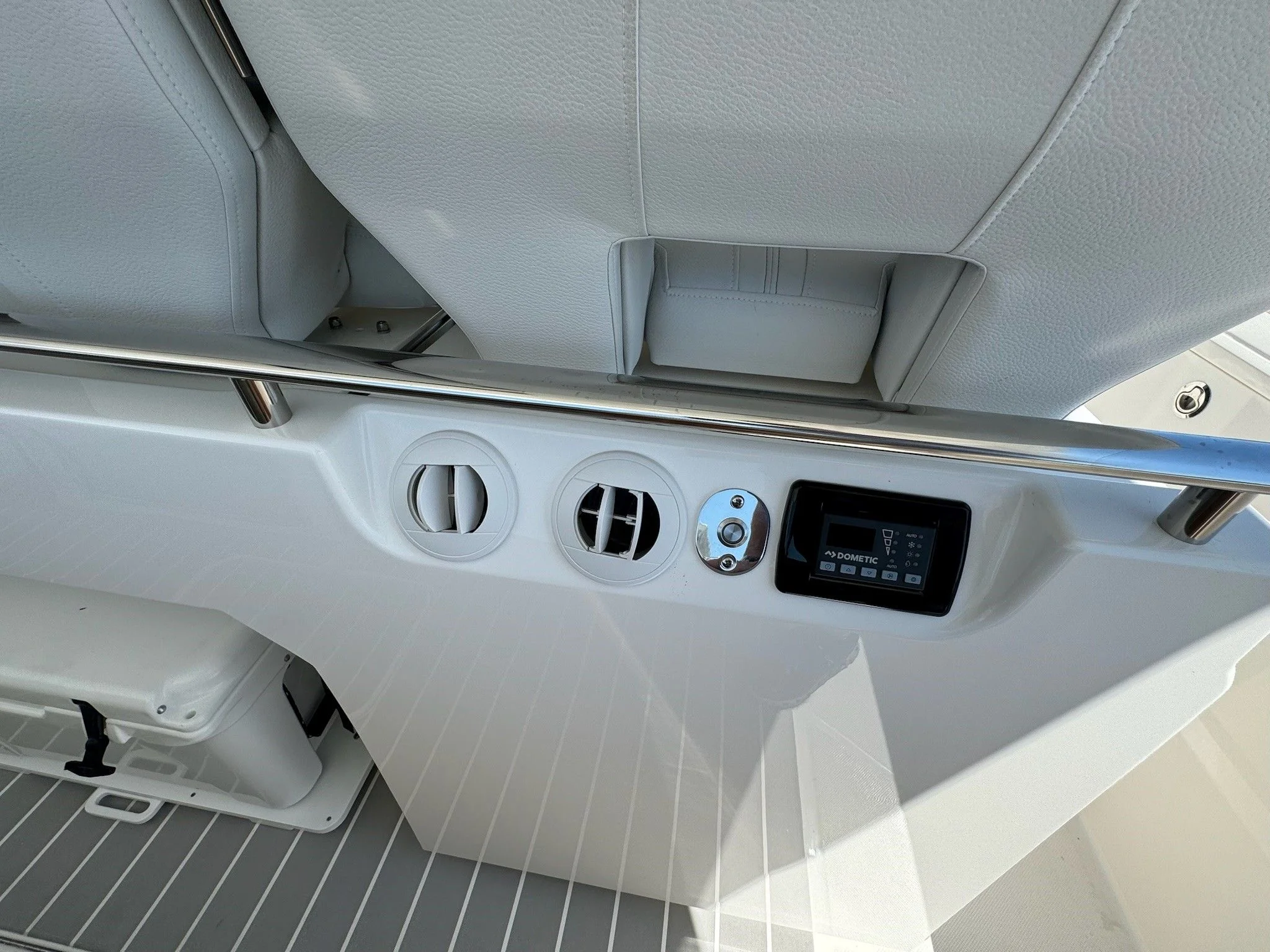 2025 Tiara Yachts 43LS Image Thumbnail #56