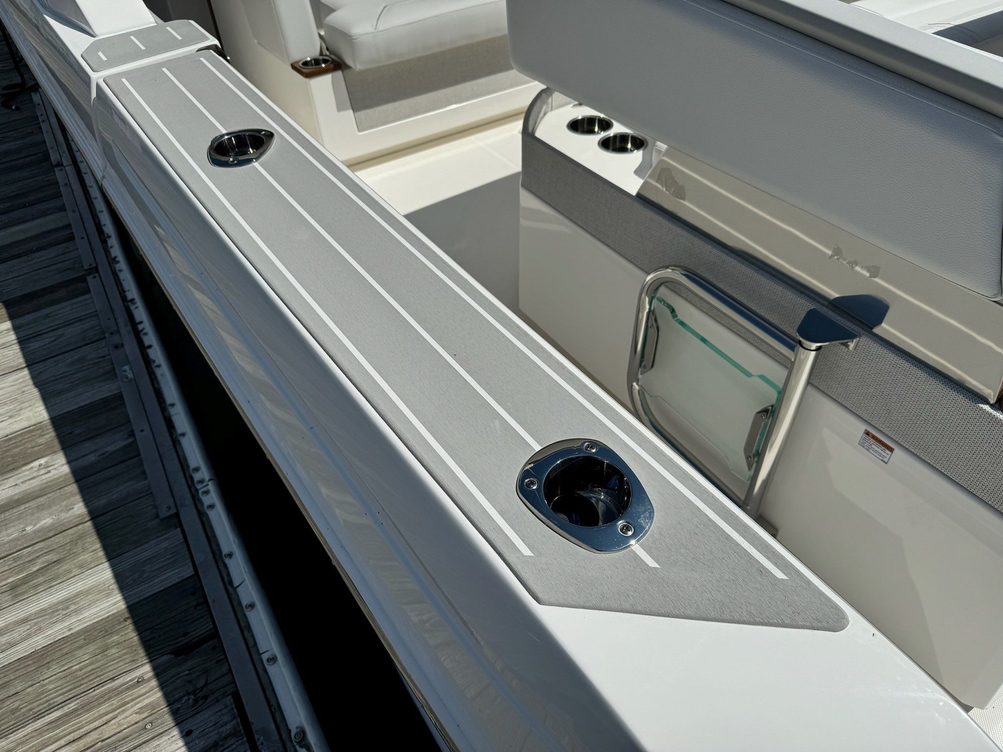 2025 Tiara Yachts 43LS Image Thumbnail #62