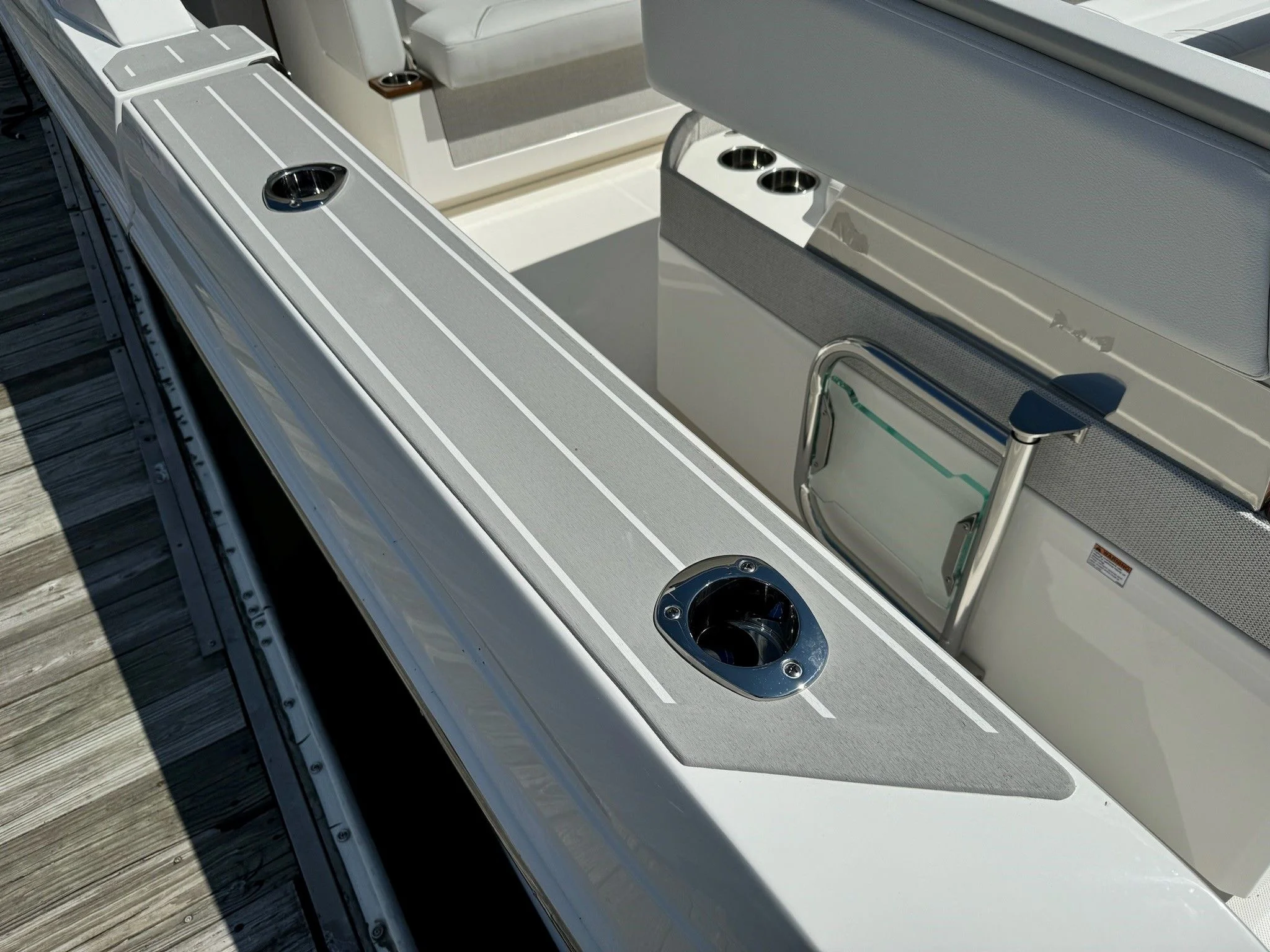 2025 Tiara Yachts 43LS Image Thumbnail #62