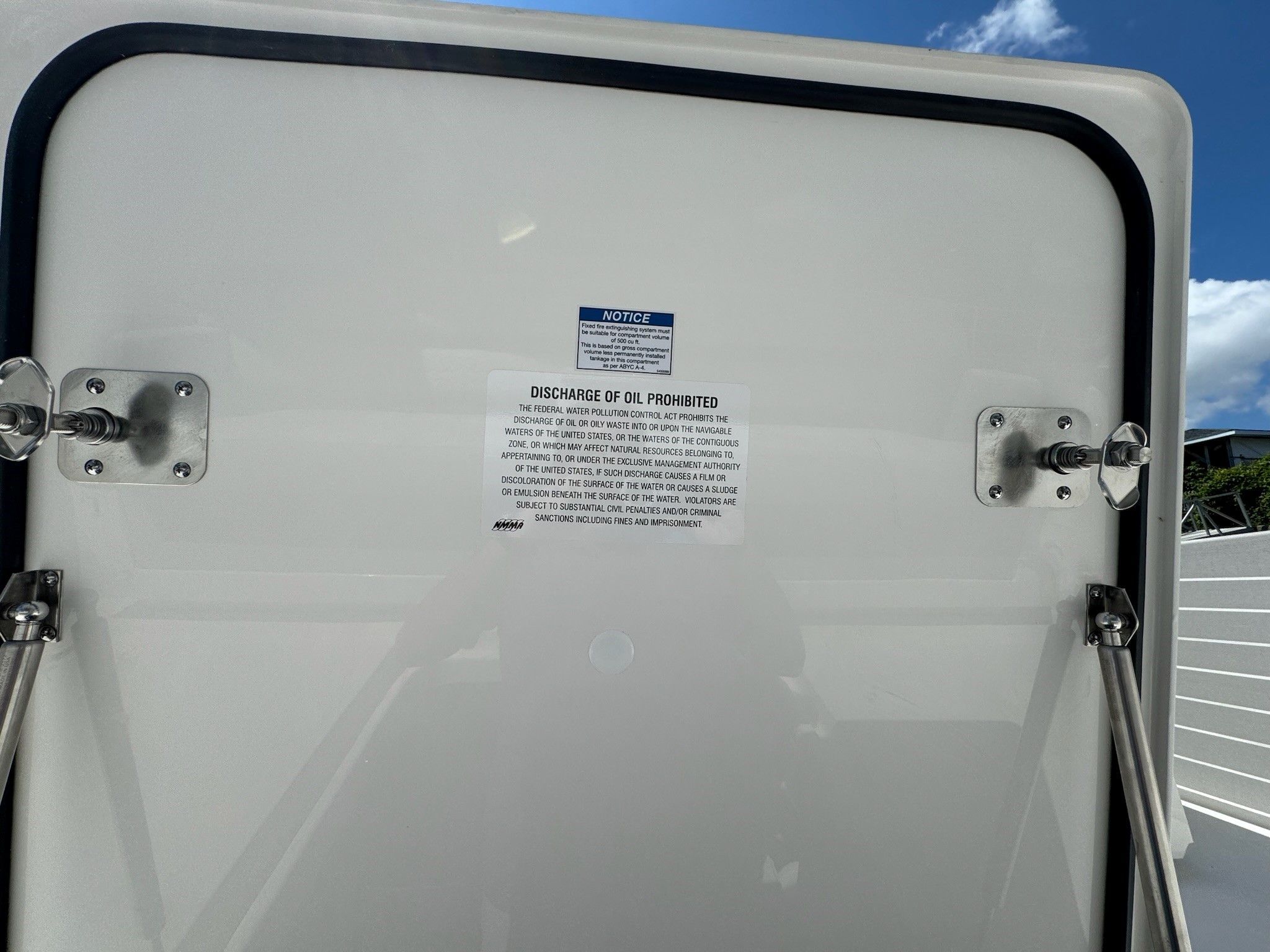 2025 Tiara Yachts 43LS Image Thumbnail #67