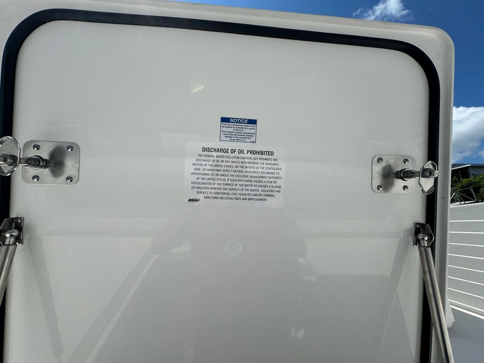 2025 Tiara Yachts 43LS Image Thumbnail #67