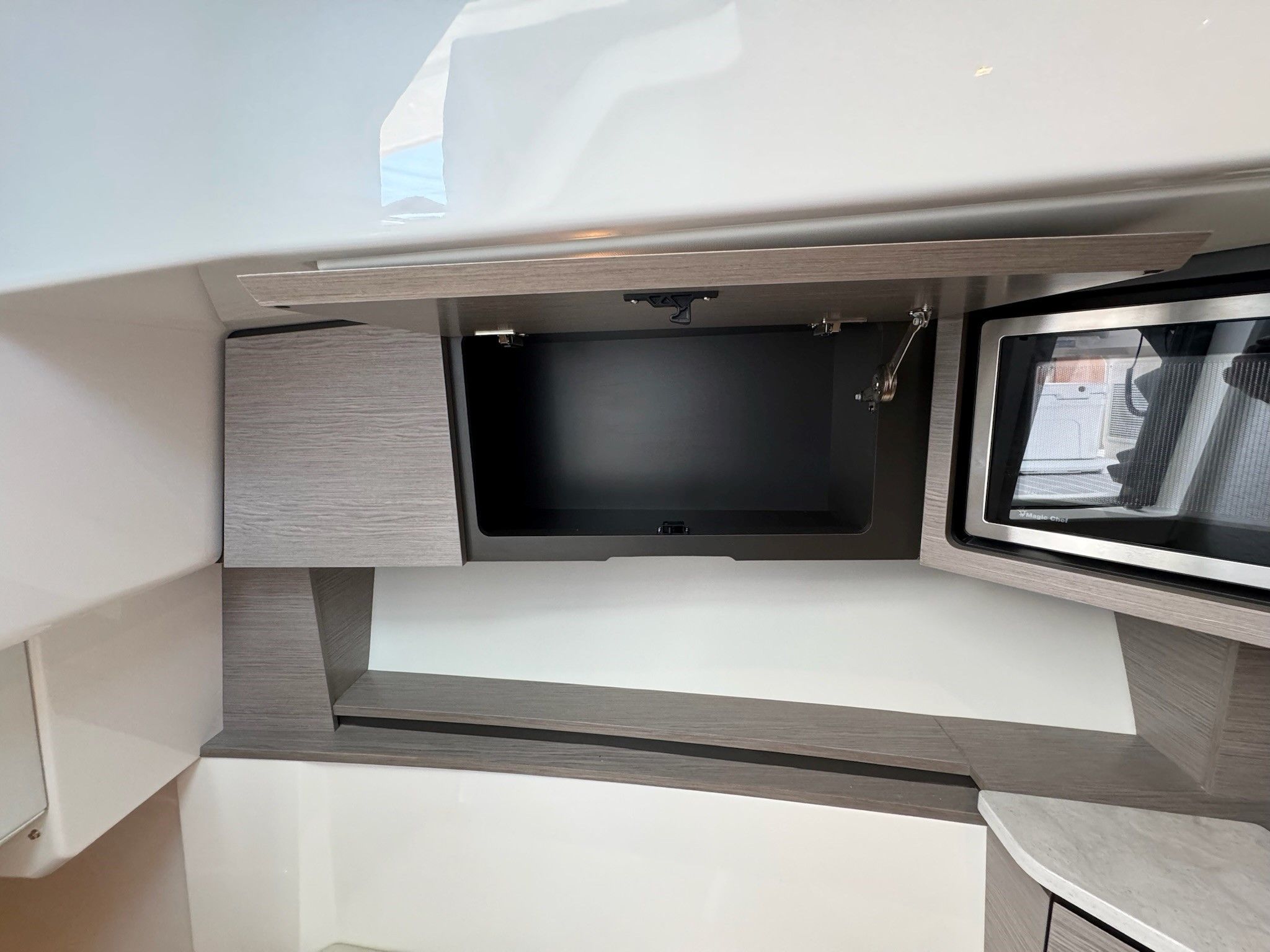 2025 Tiara Yachts 43LS Image Thumbnail #80