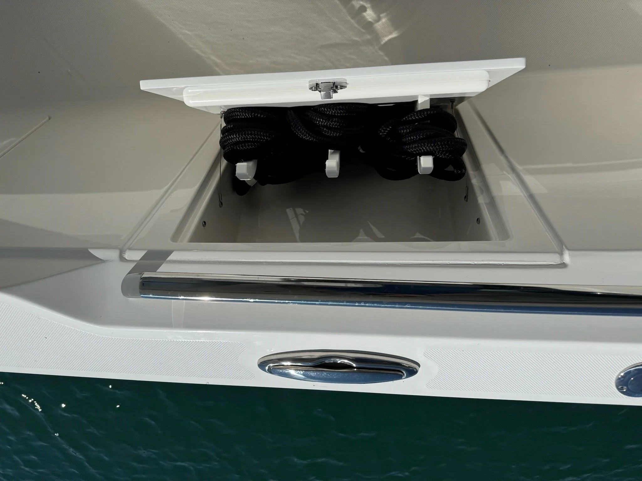 2025 Tiara Yachts 43LS Image Thumbnail #69