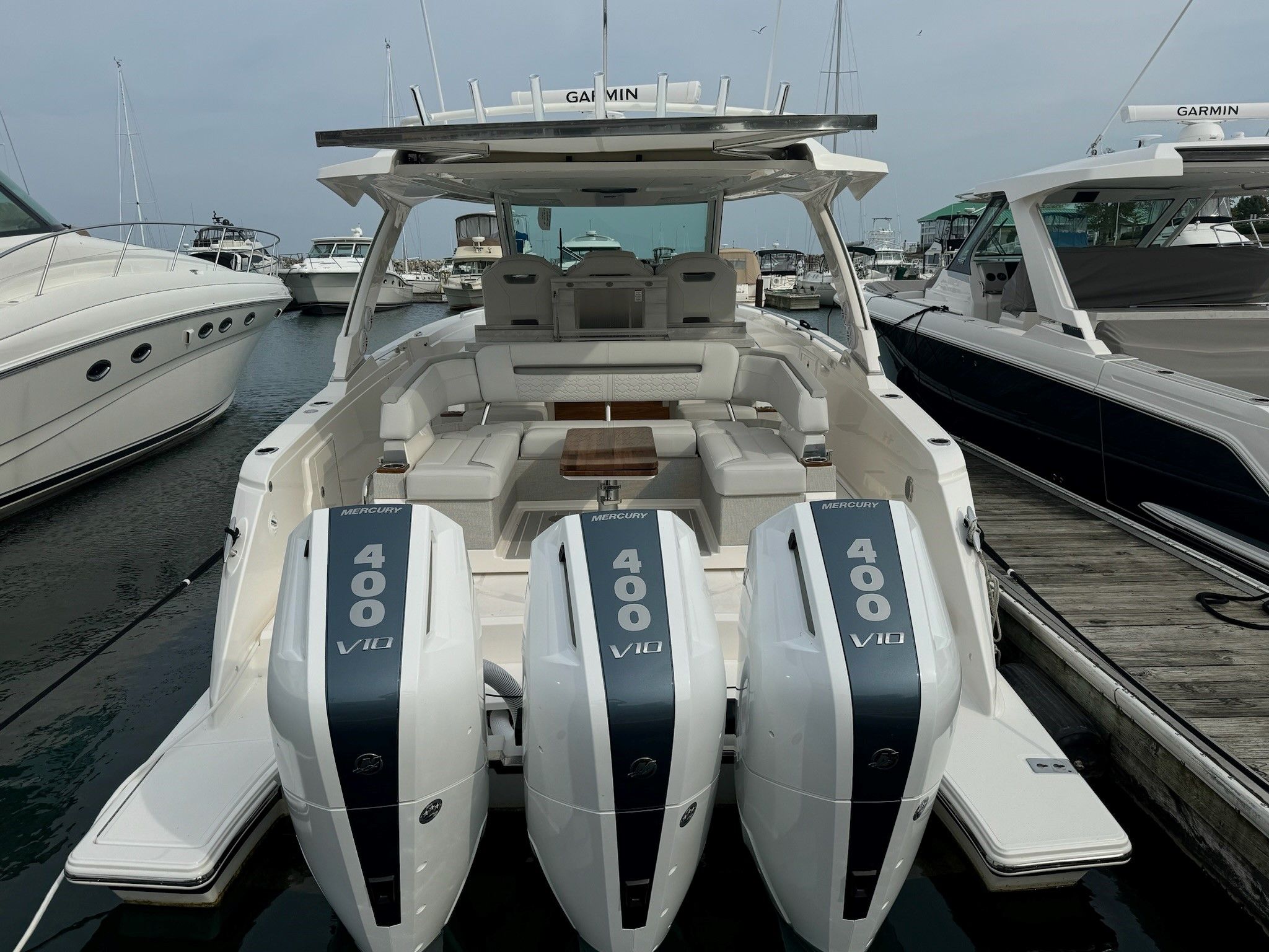 2025 Tiara Yachts
                                                             38LS Image Thumbnail #6
