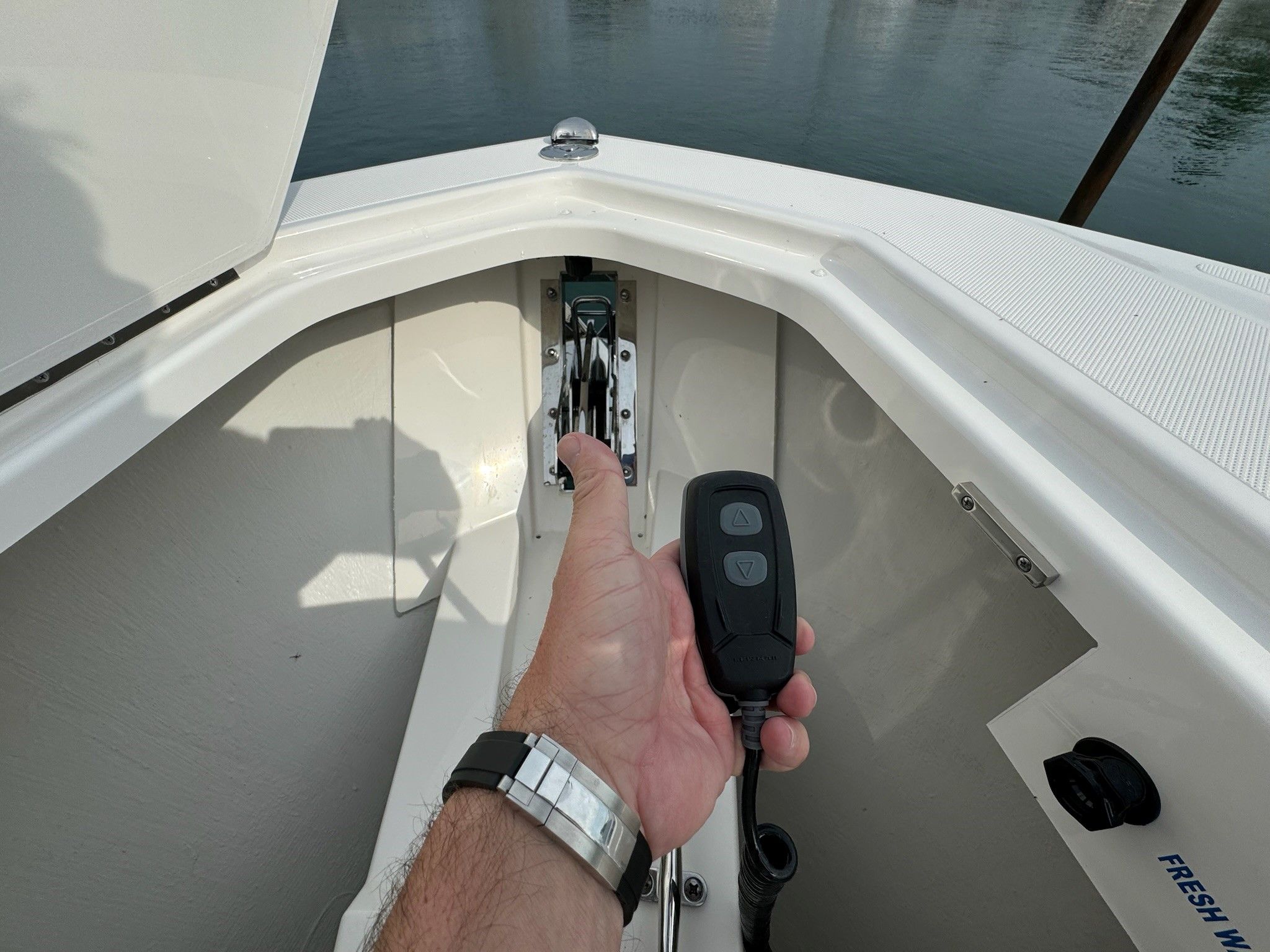 2025 Tiara Yachts
                                                             38LS Image Thumbnail #52