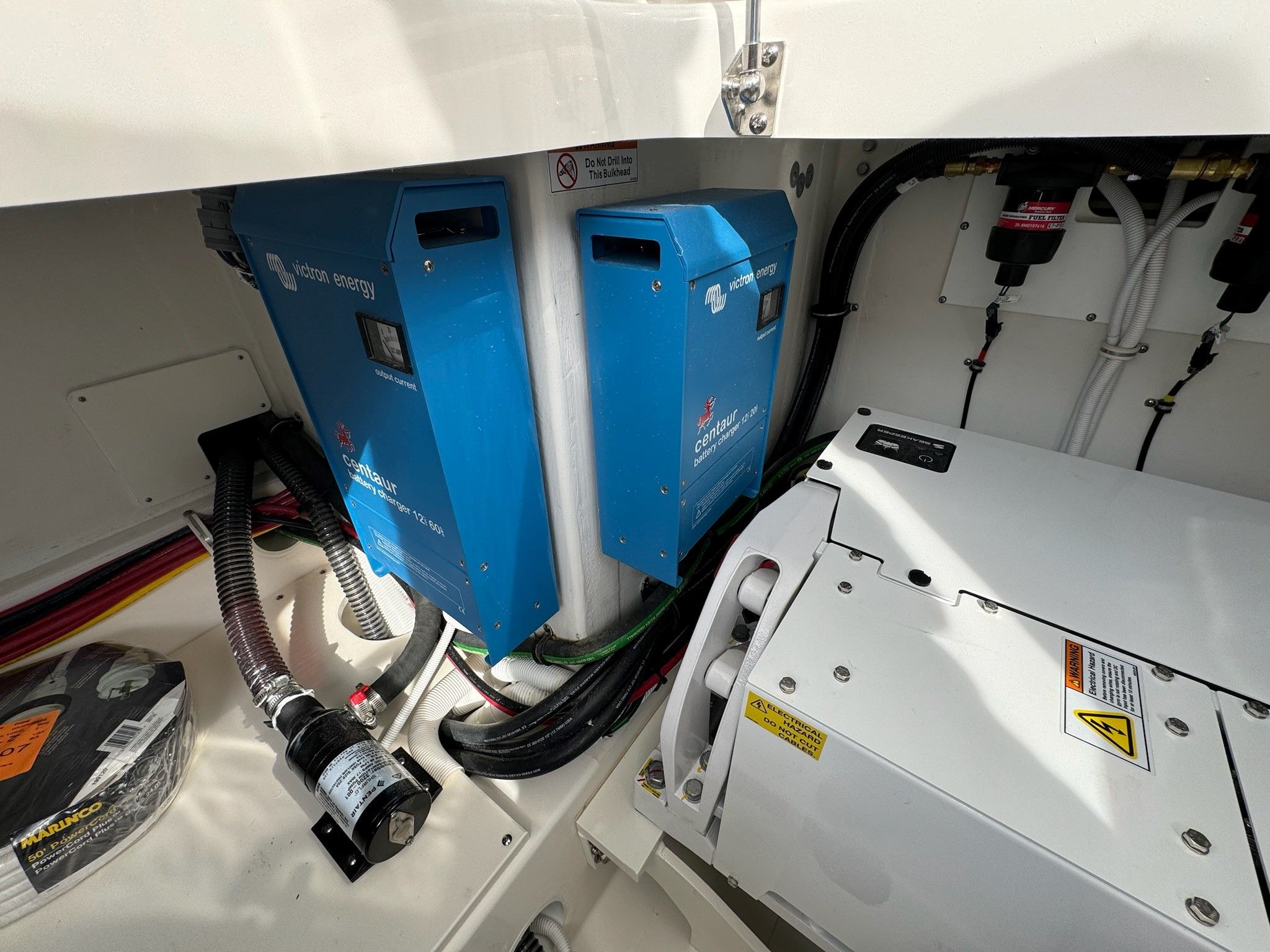 2025 Tiara Yachts
                                                             38LS Image Thumbnail #55