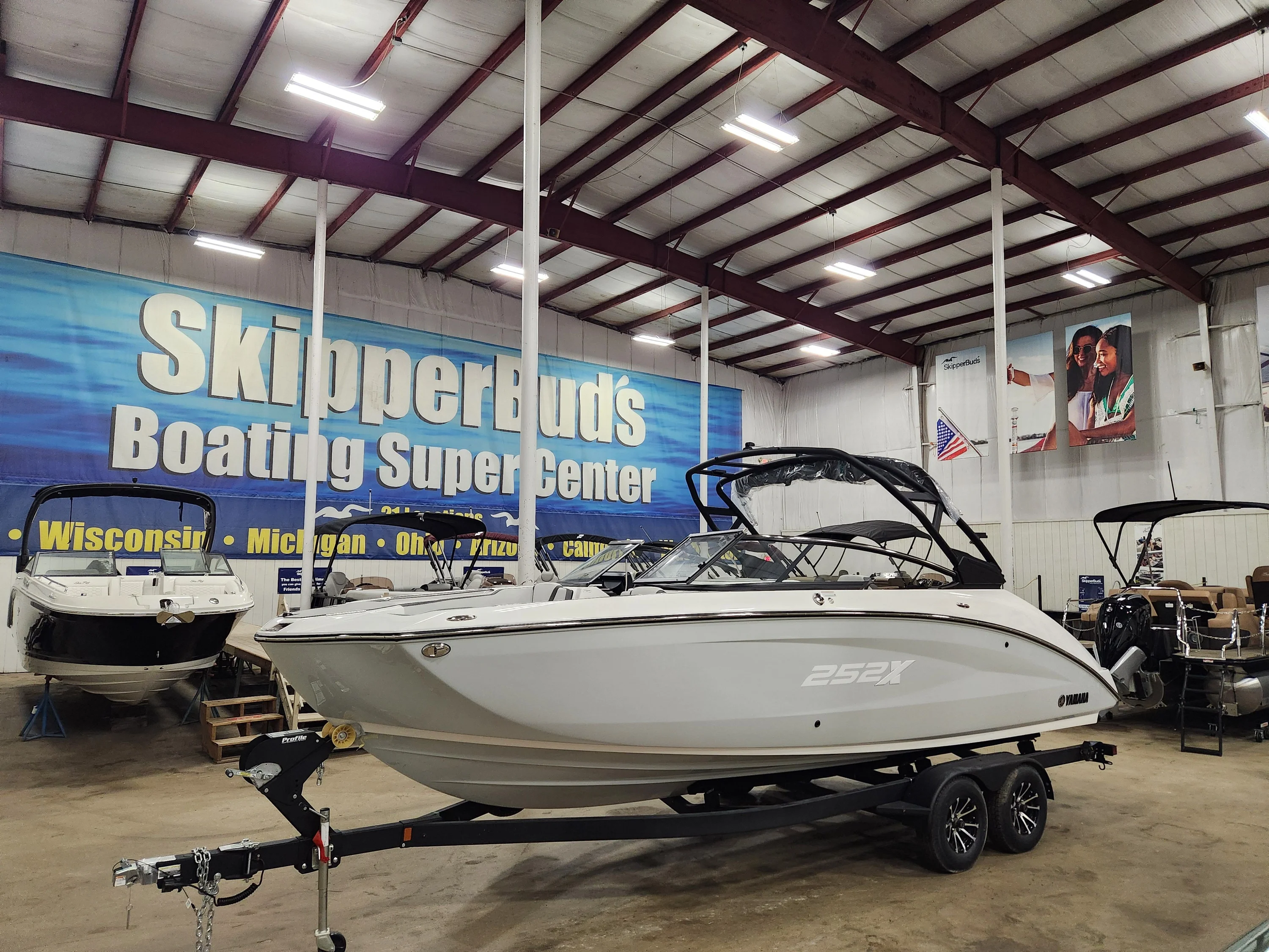 2024 Yamaha 252XE Image Thumbnail #0