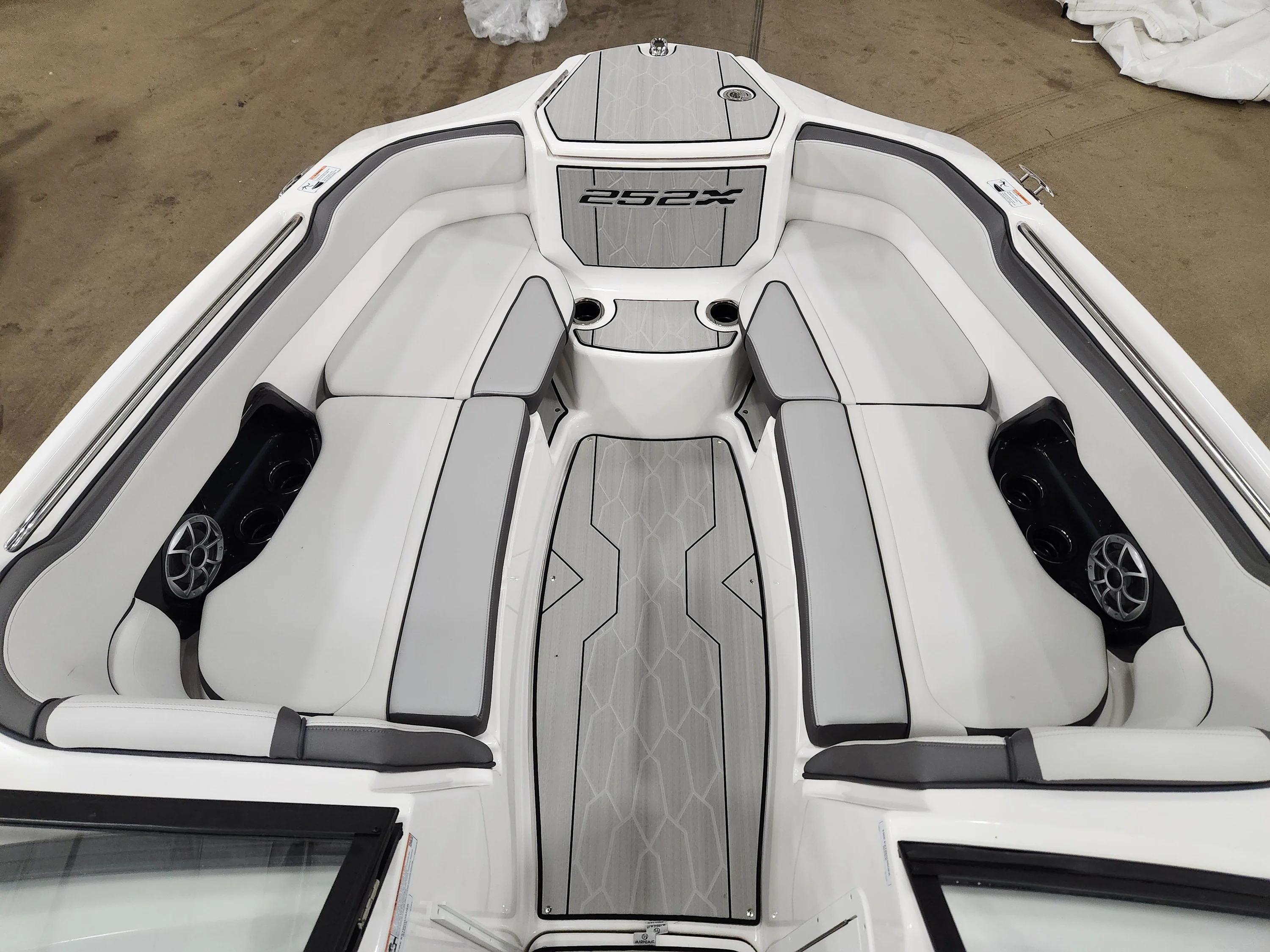 2024 Yamaha 252XE Image Thumbnail #2