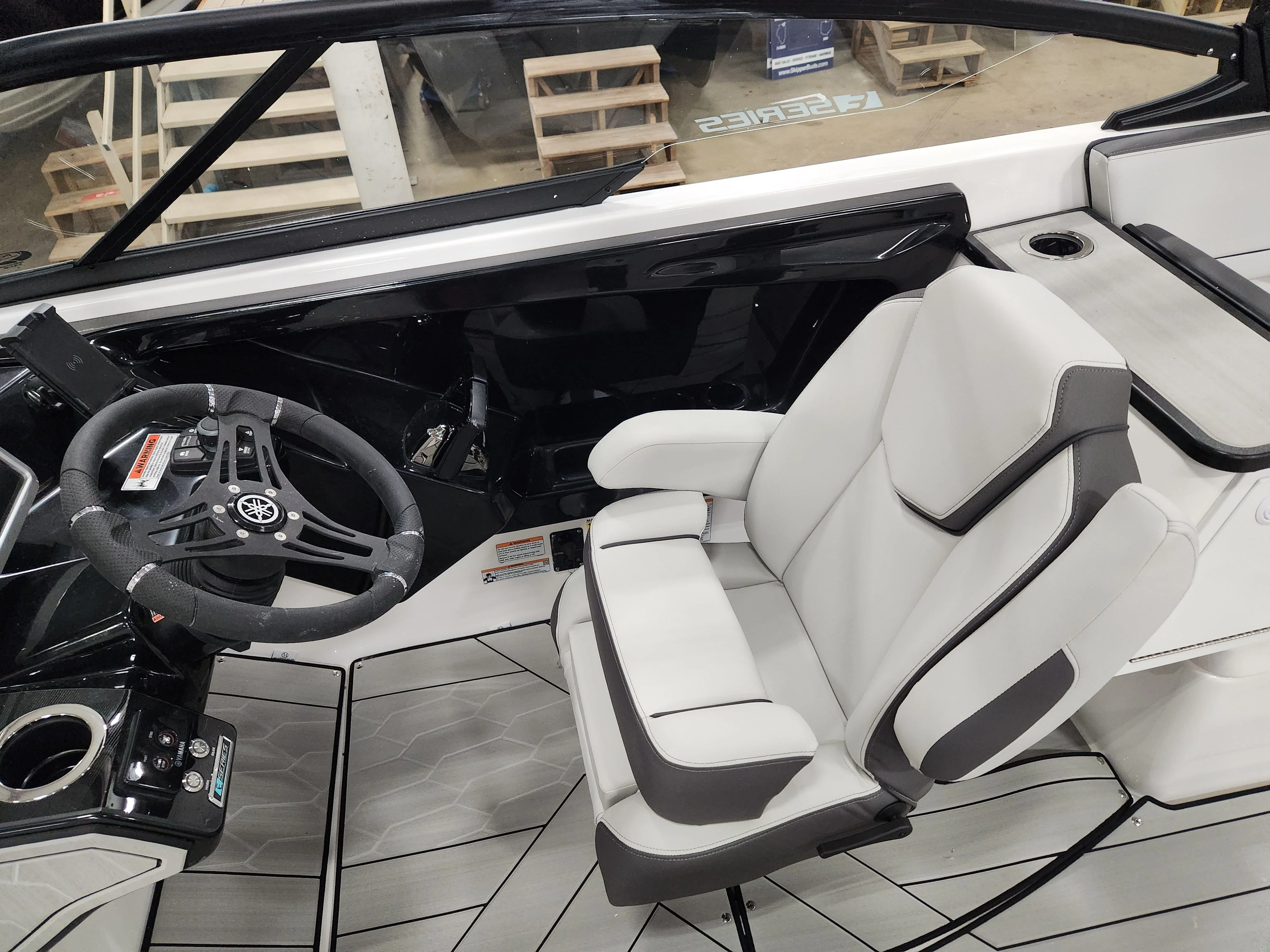 2024 Yamaha 252XE Image Thumbnail #5