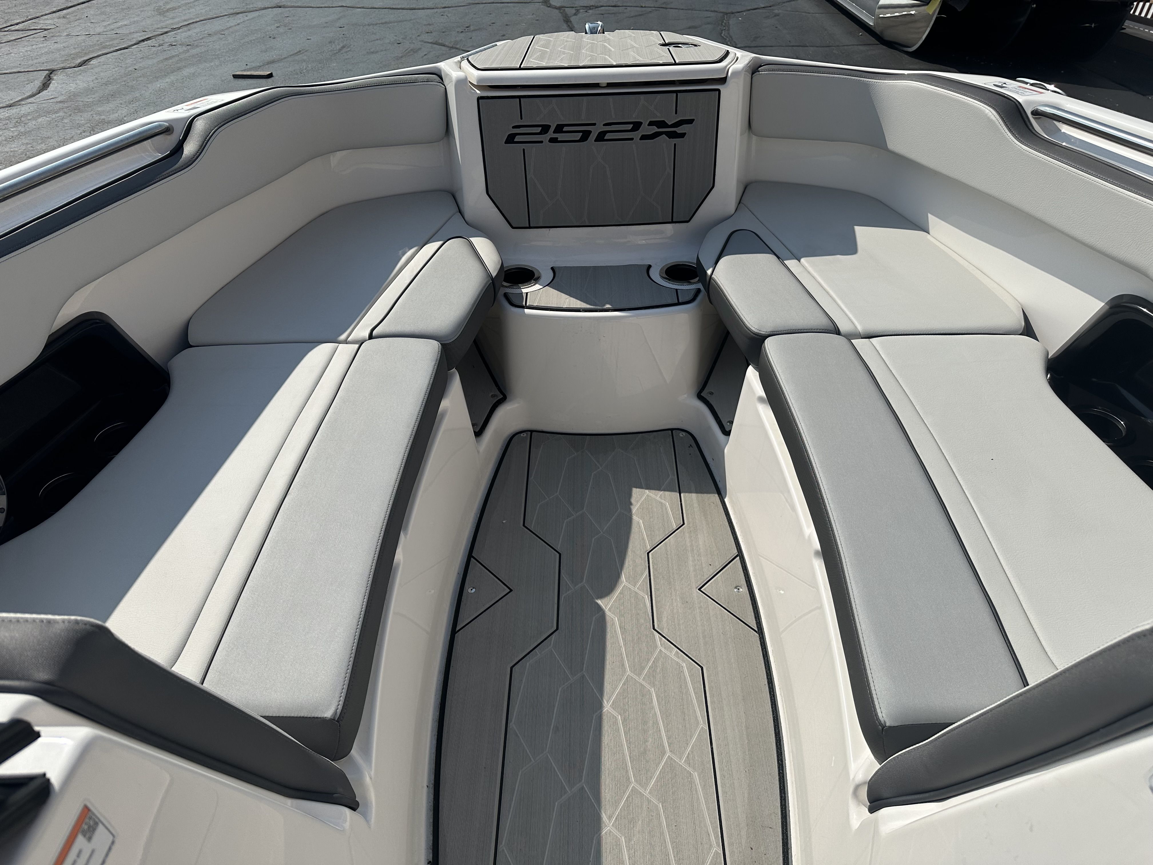 2023 Yamaha
                                                             252XE Image Thumbnail #1