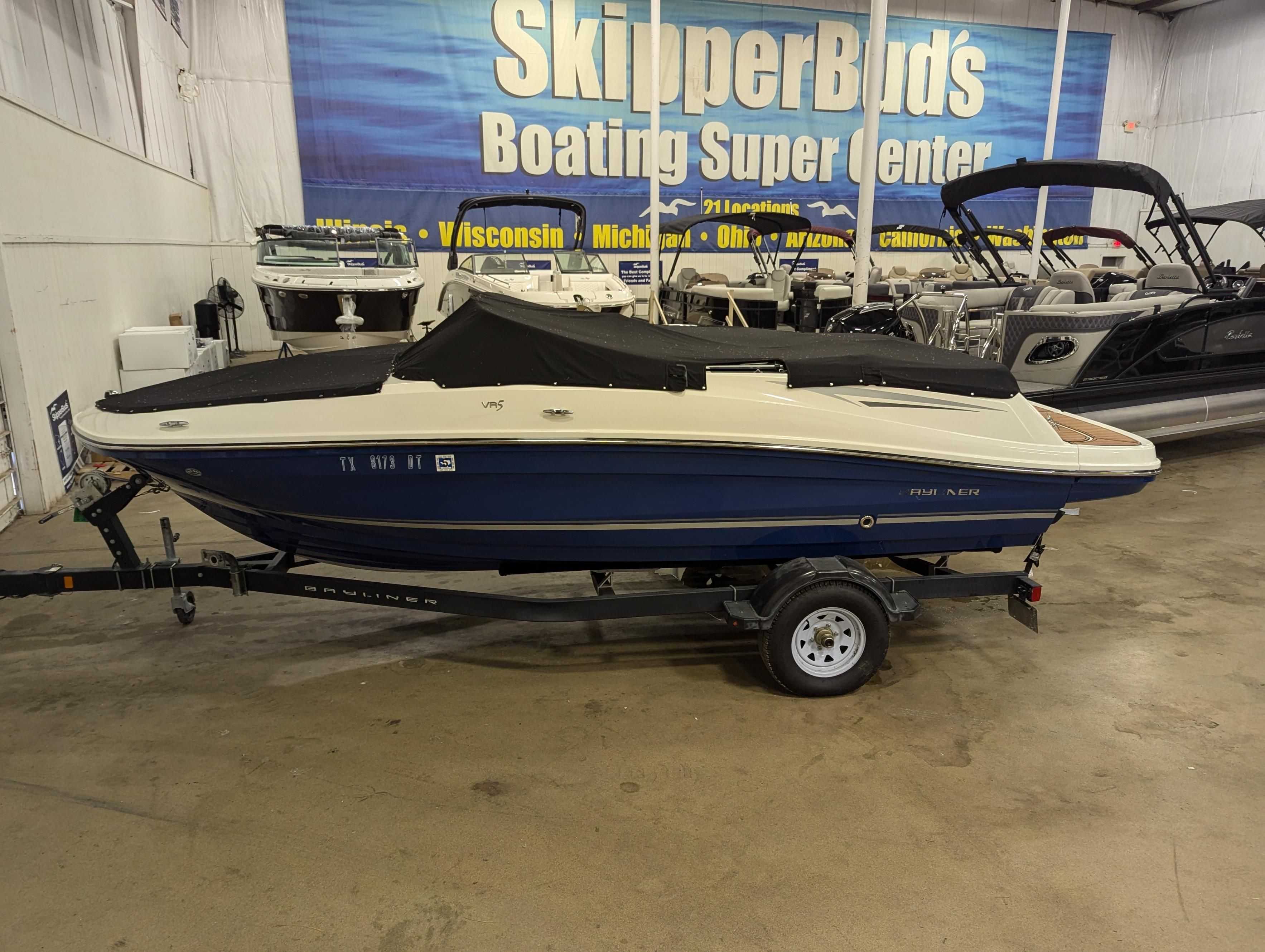 2017 Bayliner
                                                             VR5 Image Thumbnail #3