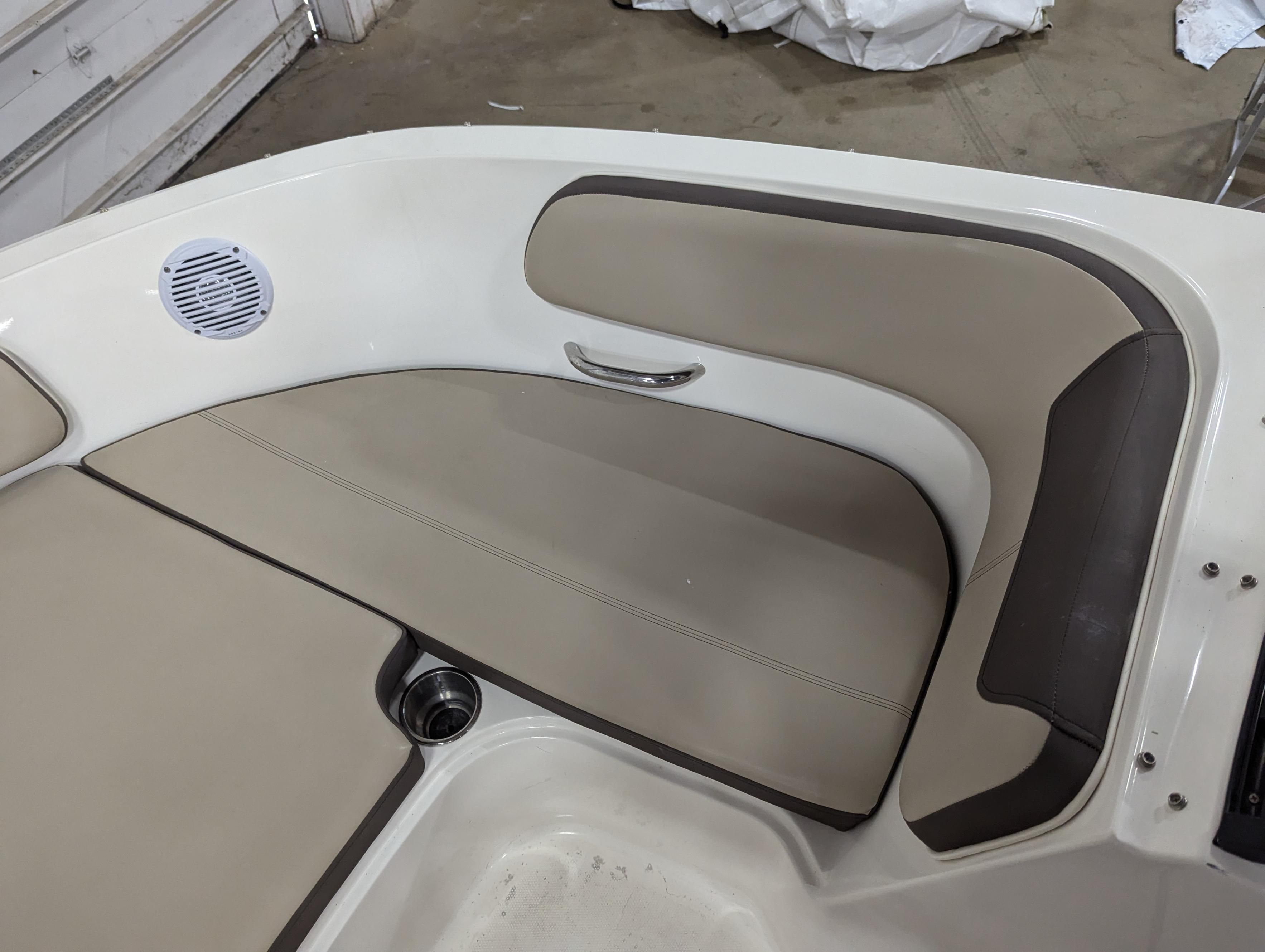 2017 Bayliner
                                                             VR5 Image Thumbnail #6