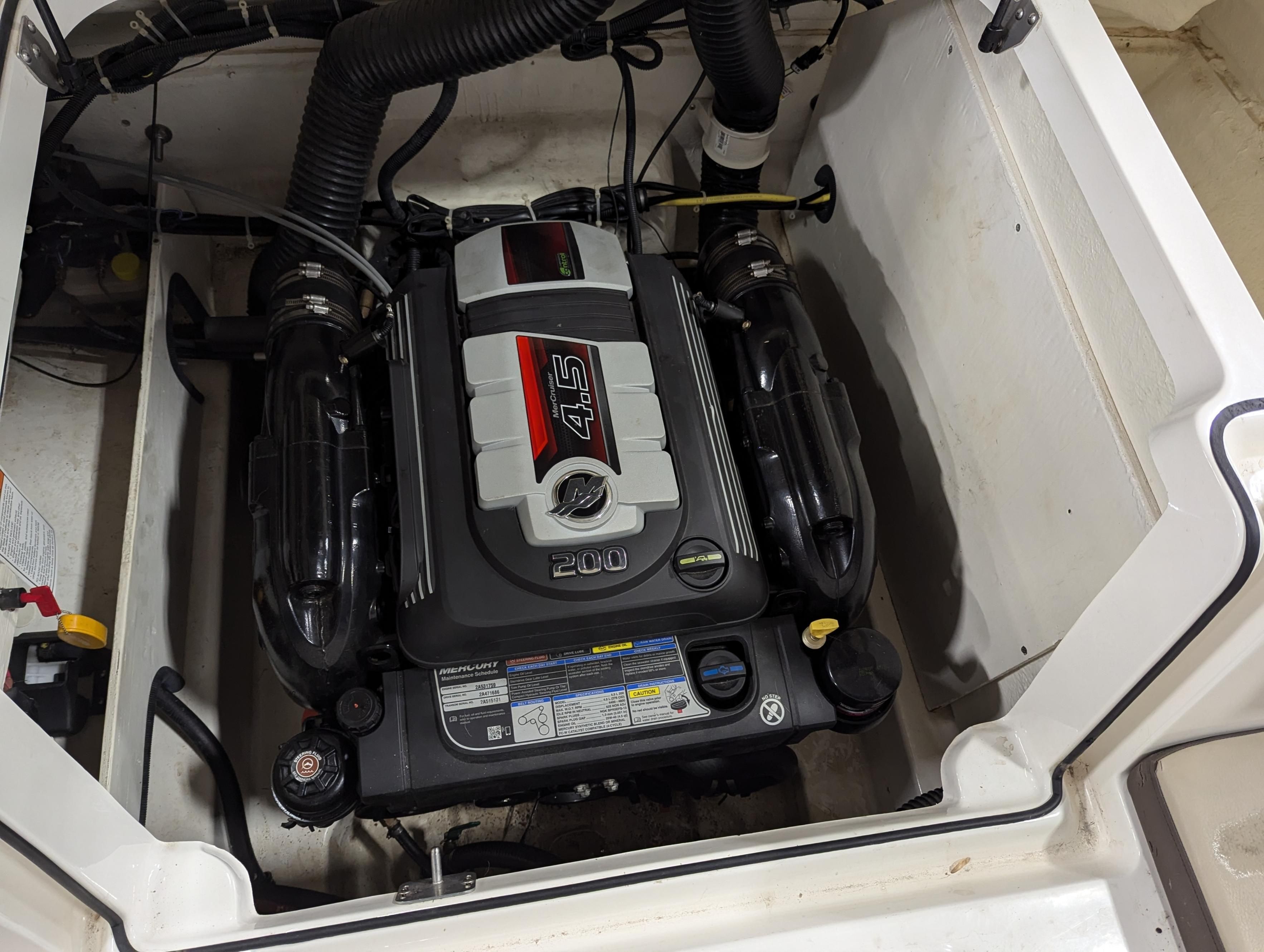 2017 Bayliner
                                                             VR5 Image Thumbnail #13